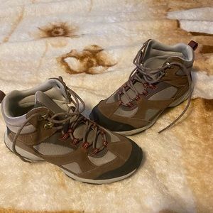 Women Timberland Hiking Boots